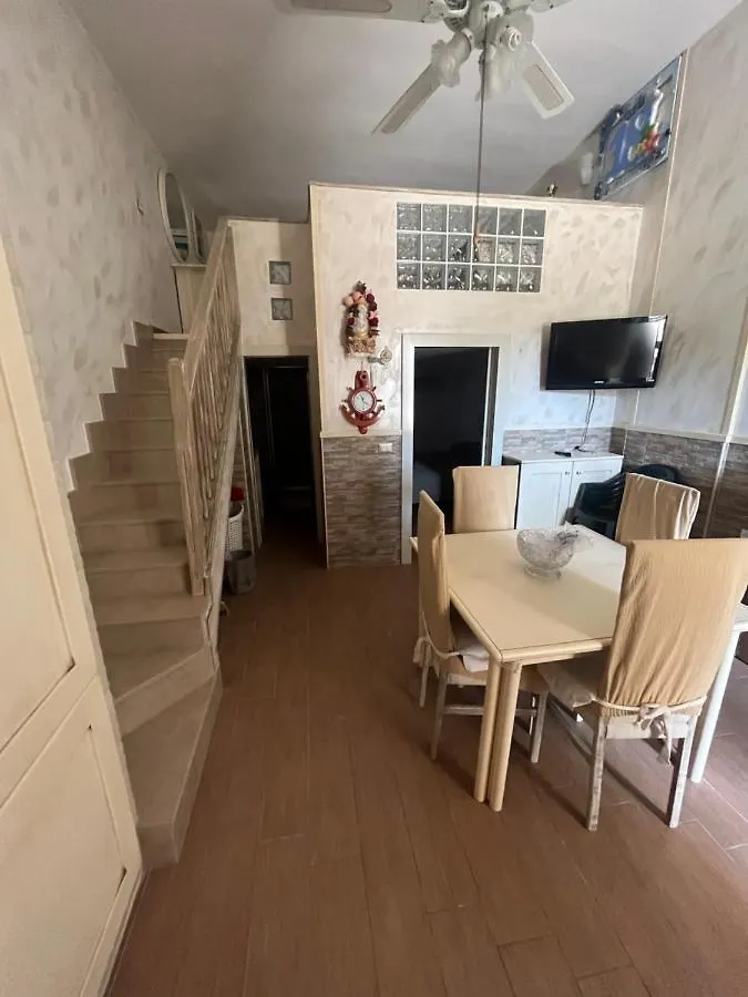 Mare Fuori Apartment Bari